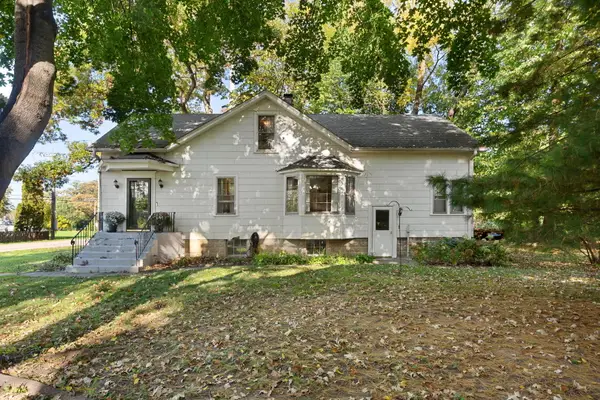 1201 Lincoln Avenue, Fox River Grove, IL 60021