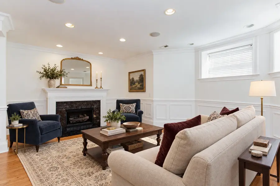 842 W Belle Plaine Avenue #GW, Chicago, IL 60613 - #3