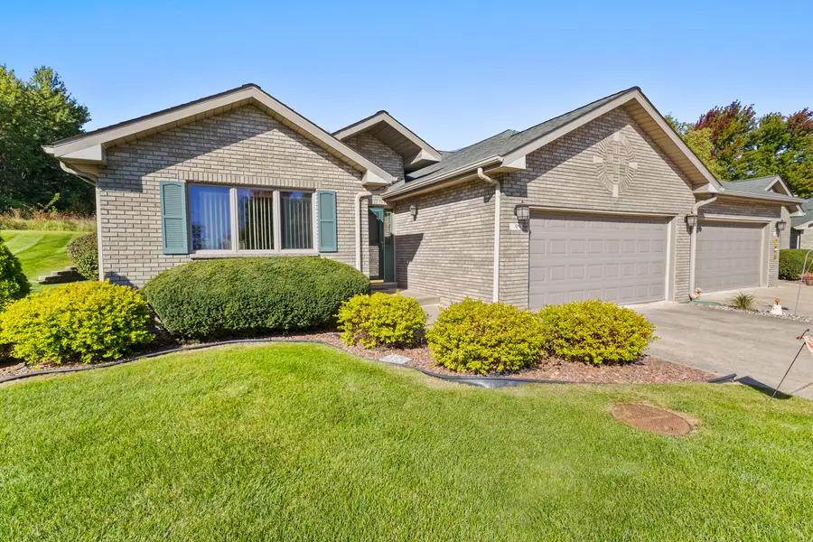 9 Hilgert Court, Grant Park, IL 60940 - #2