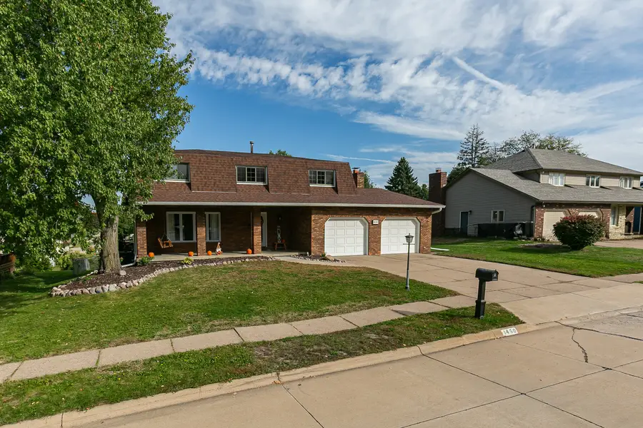 1450 Terrace Park Drive, Bettendorf, IA 52722 - #2