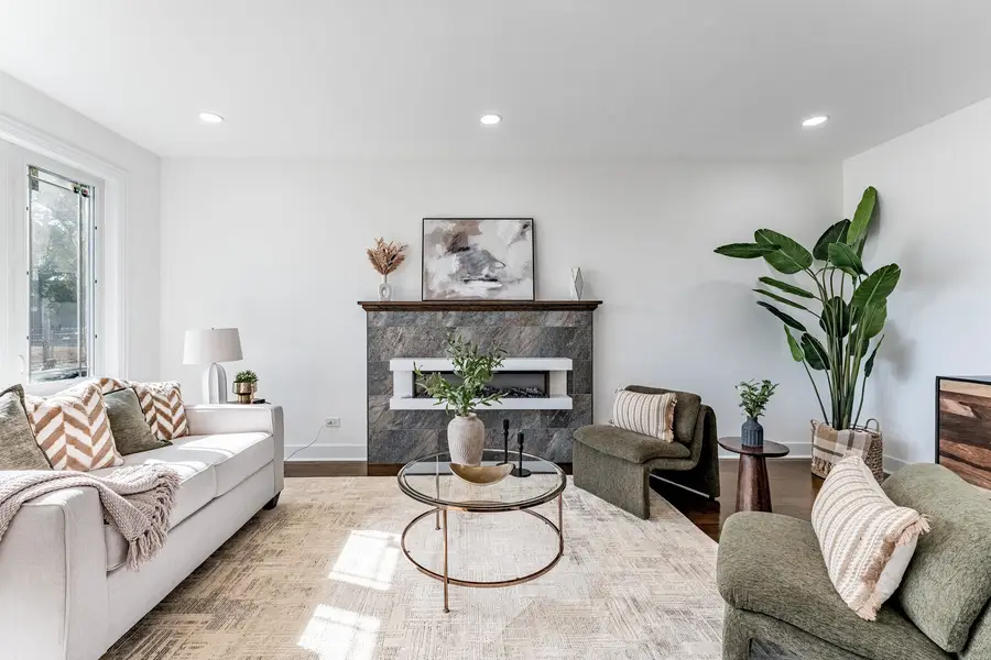 3532 W Pershing Road, Chicago, IL 60632 - #2
