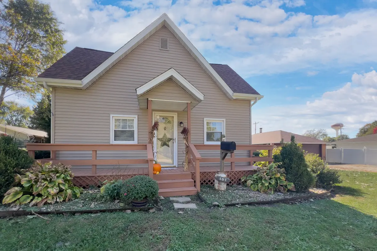 507 E Cherry Street, Leroy, IL 61752 - #1