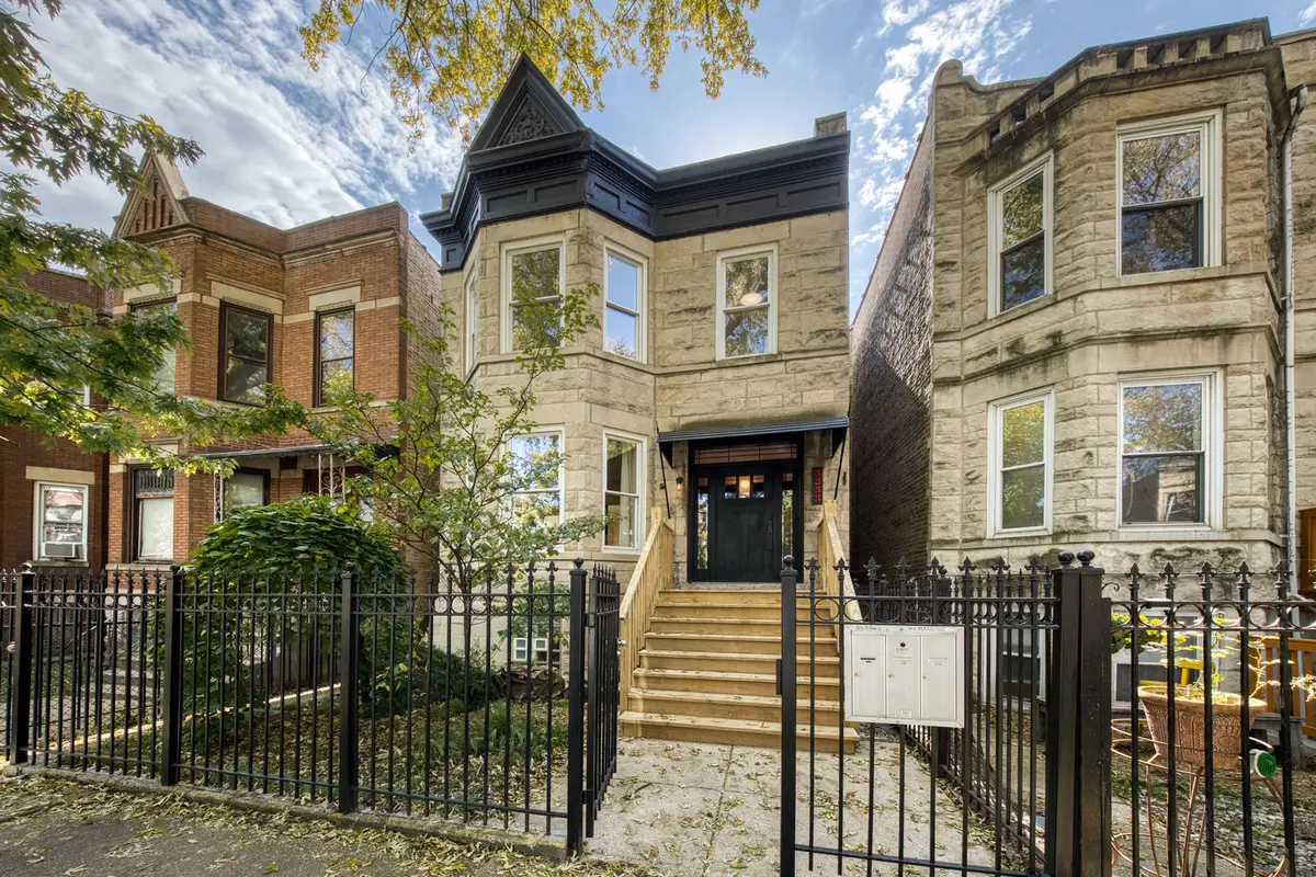 3233 W Le Moyne Street, Chicago, IL 60651 - #1