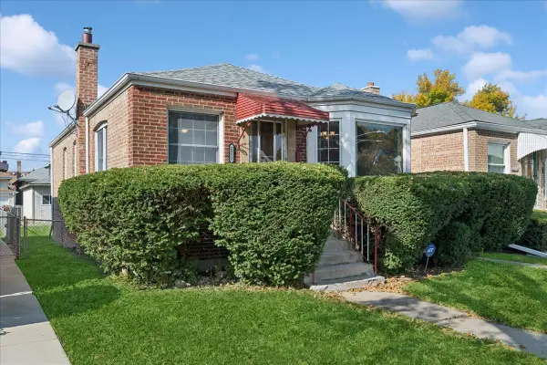 2952 N Nordica Avenue, Chicago, IL 60634