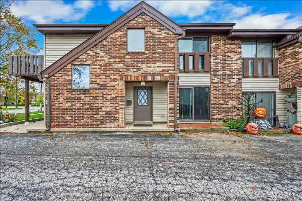 108 W Wood Street #C, Palatine, IL 60067