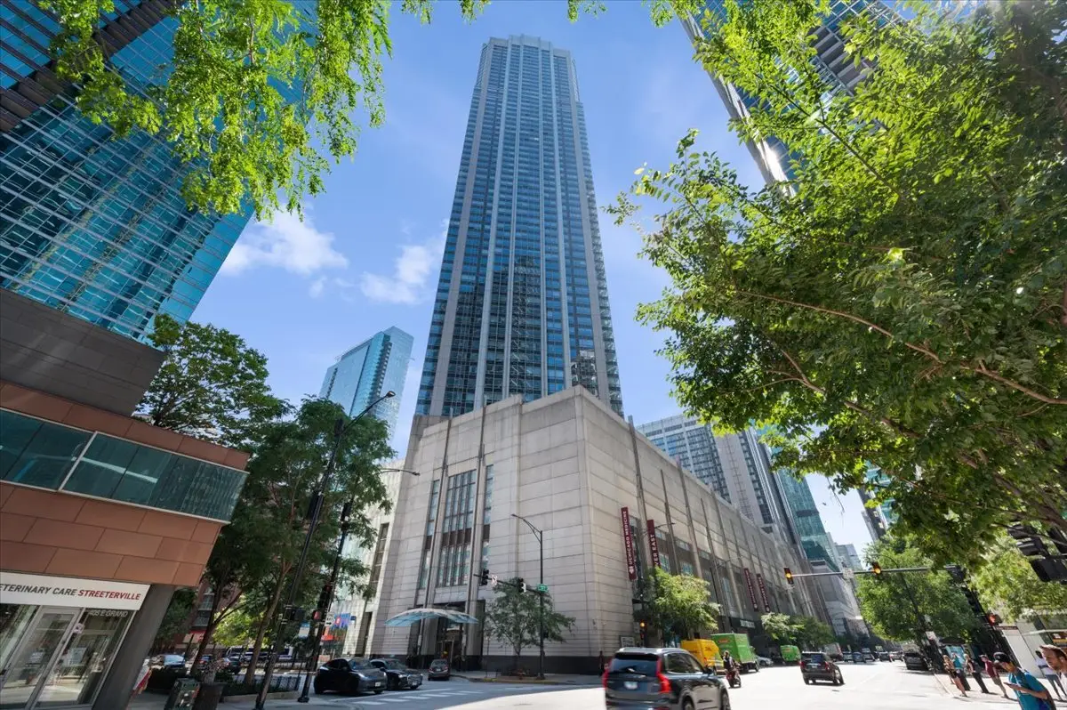 512 N Mcclurg Court #807, Chicago, IL 60611 - #1