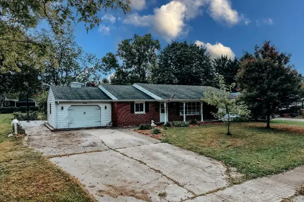 910 S 4th Street, Watseka, IL 60970