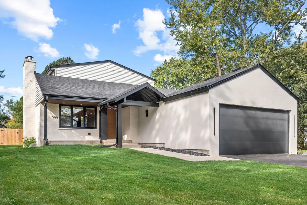 566 Earl Drive, Northfield, IL 60093 - #1