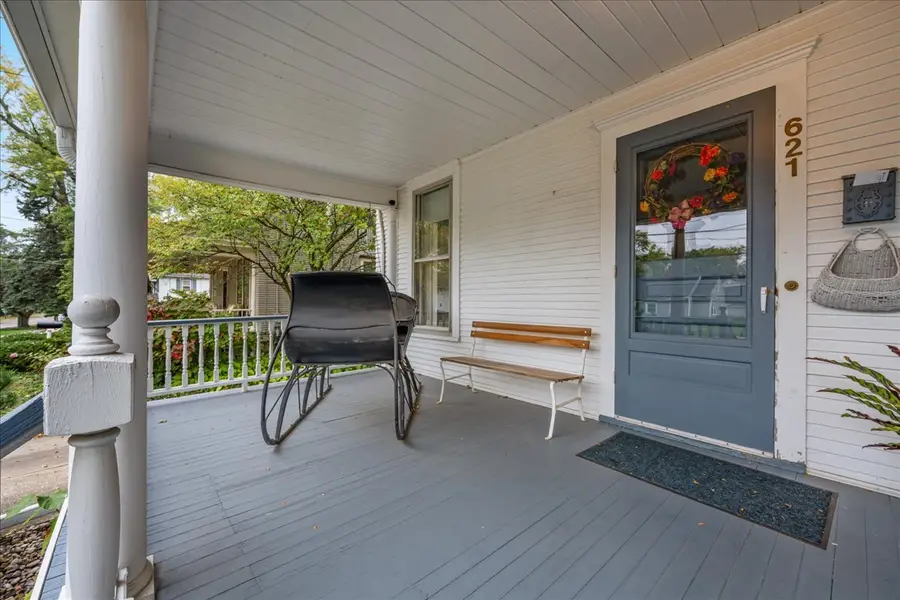 621 Hardin Avenue, Aurora, IL 60506 - #3