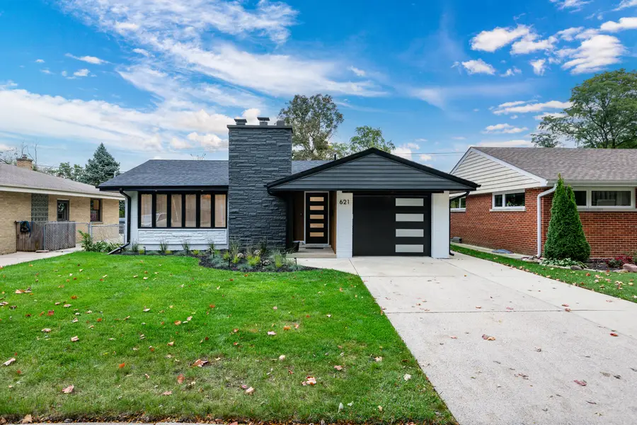 621 N Hamlin Avenue, Park Ridge, IL 60068 - #3