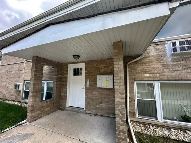 1910 S 16th Avenue, Broadview, IL 60155 - #3
