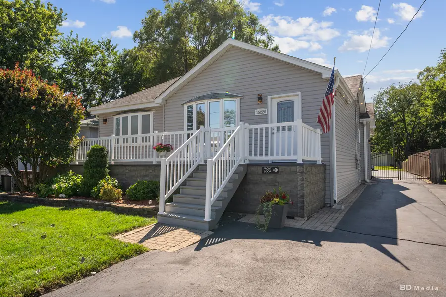 15226 Kilpatrick Avenue, Oak Forest, IL 60452 - #2