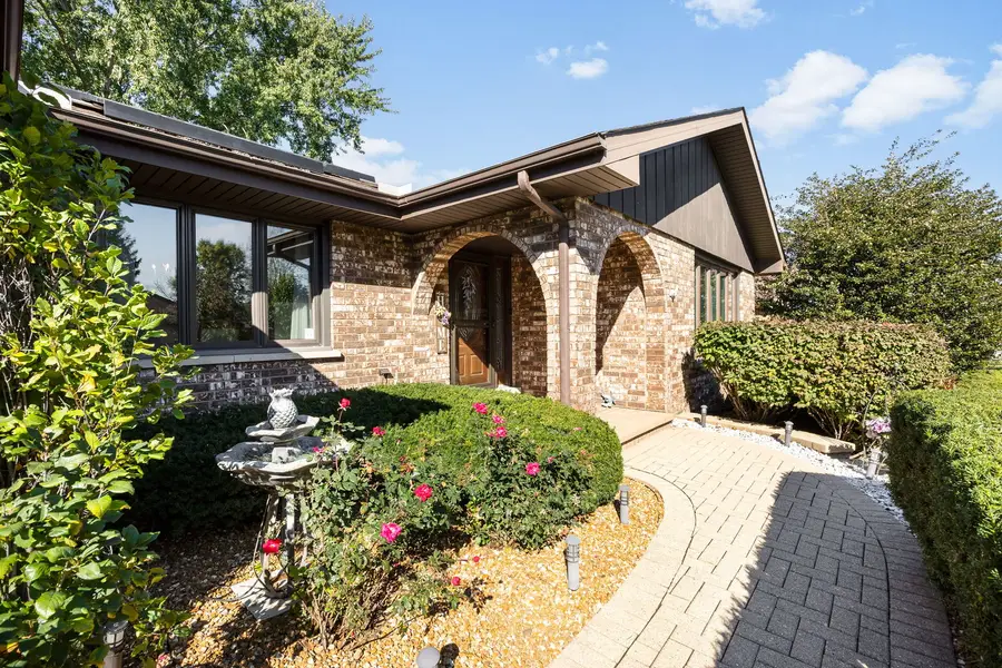 14346 S Golden Oak Drive, Homer Glen, IL 60491 - #2