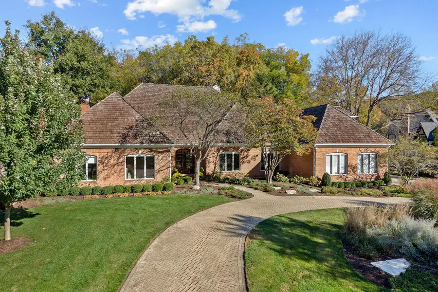 602 Fox Glen Drive, Saint Charles, IL 60174 - #2