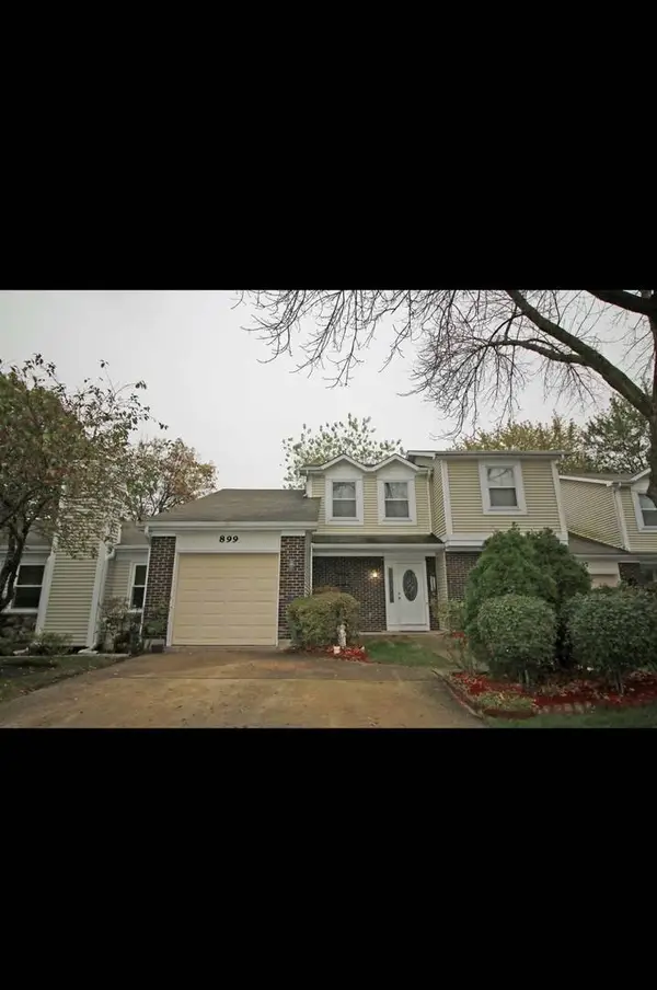 899 Colony Lake Drive, Schaumburg, IL 60194
