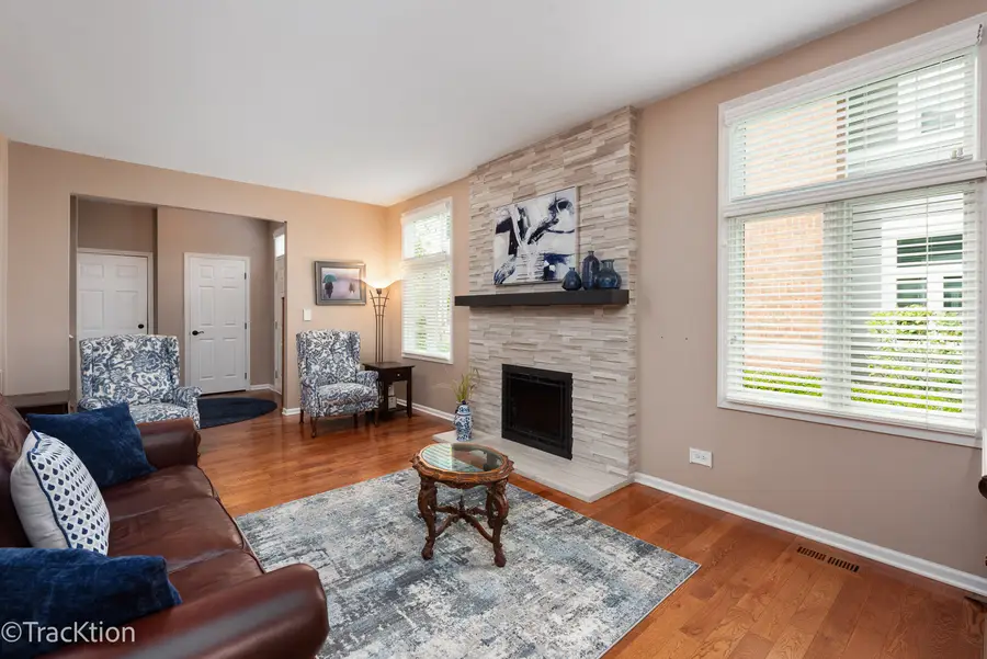 4 Mashie Court, Woodridge, IL 60517 - #2