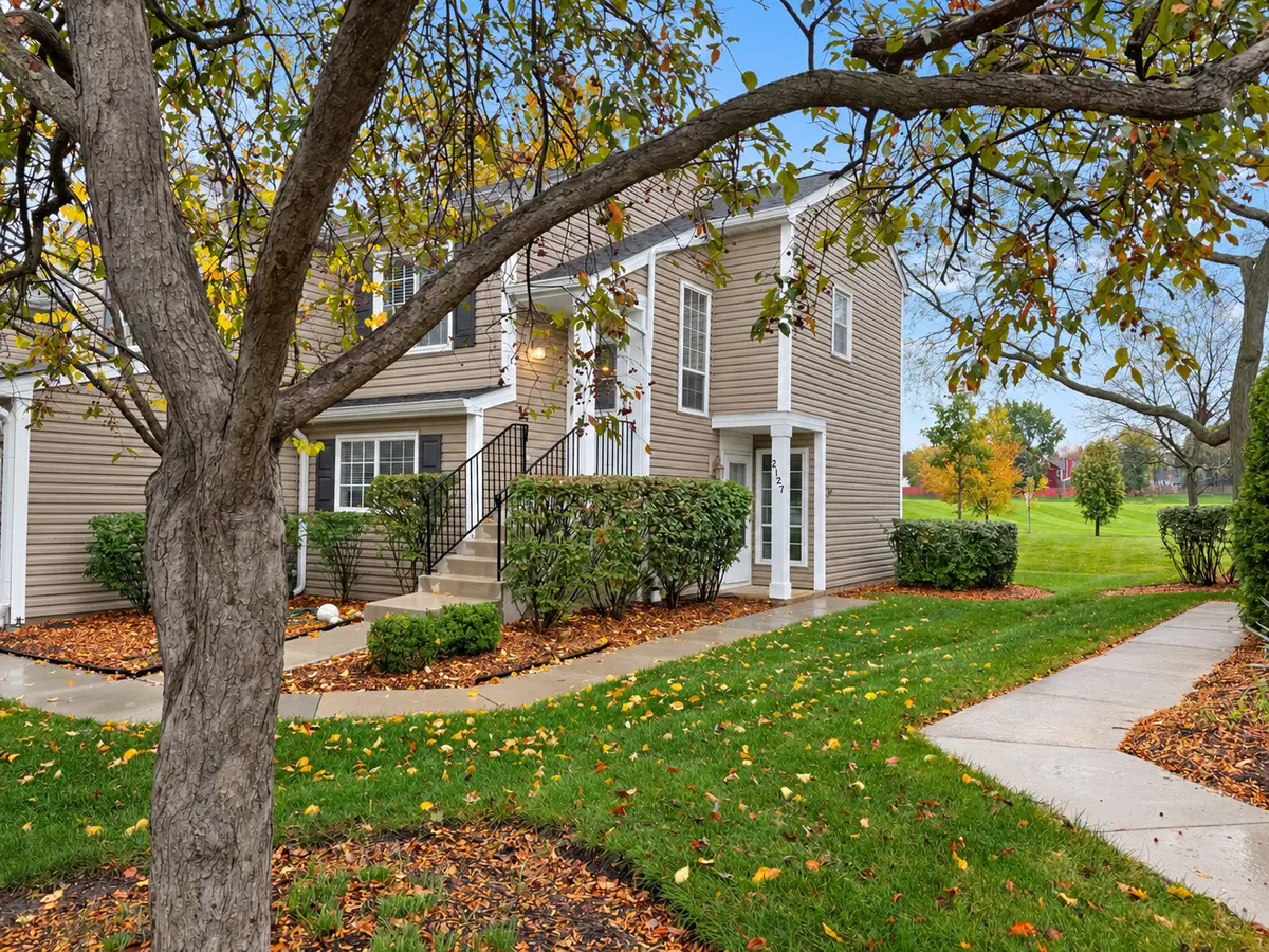 2127 Southwind Circle, Schaumburg, IL 60194 - #1
