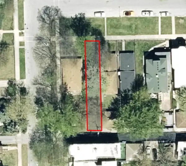 1223 E 70th Street, Chicago, IL 60637
