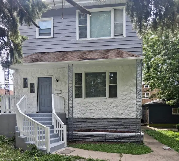 8518 S Muskegon Avenue, Chicago, IL 60617
