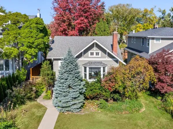1620 Lake Avenue, Wilmette, IL 60091