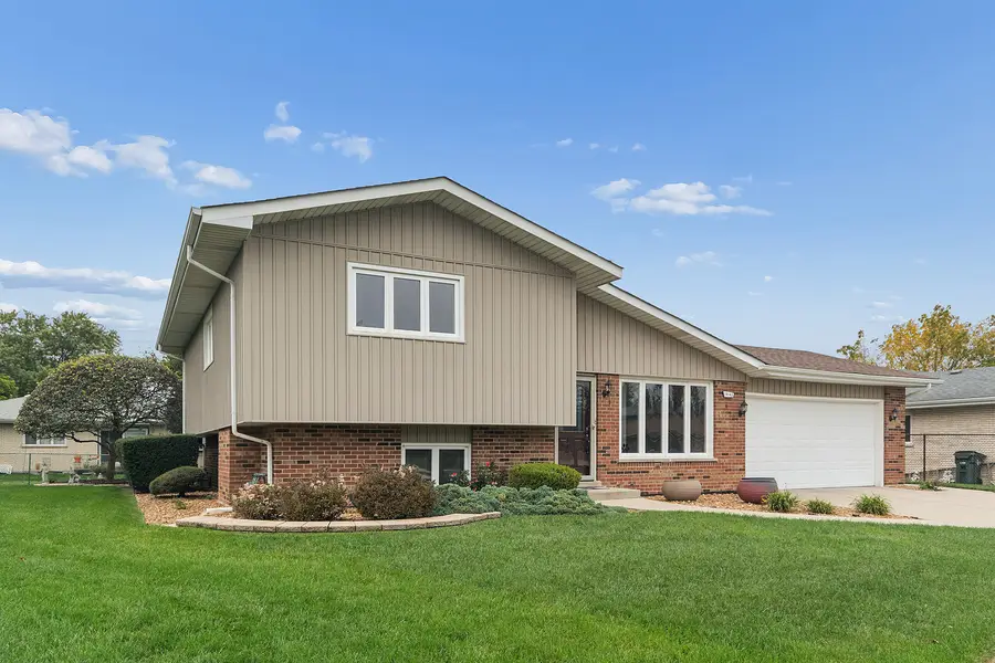 6148 La Grande Court, Oak Forest, IL 60452 - #2