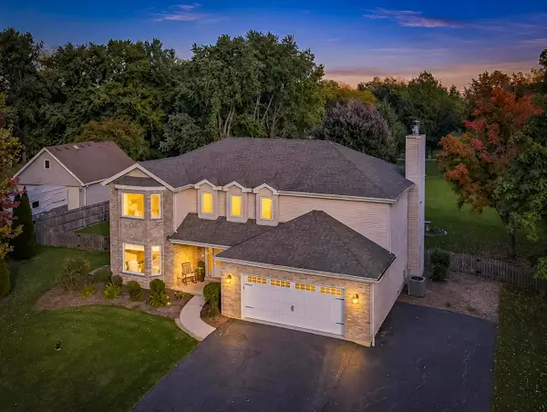 4N563 Arrowhead Drive, St. Charles, IL 60175