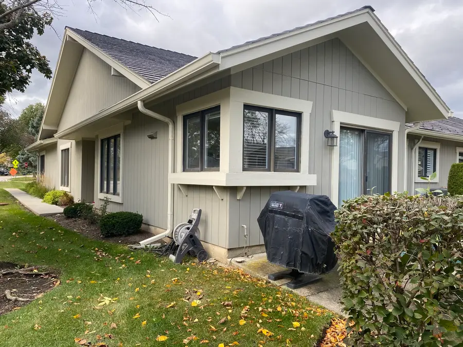 1427 James Court, Libertyville, IL 60048 - #2