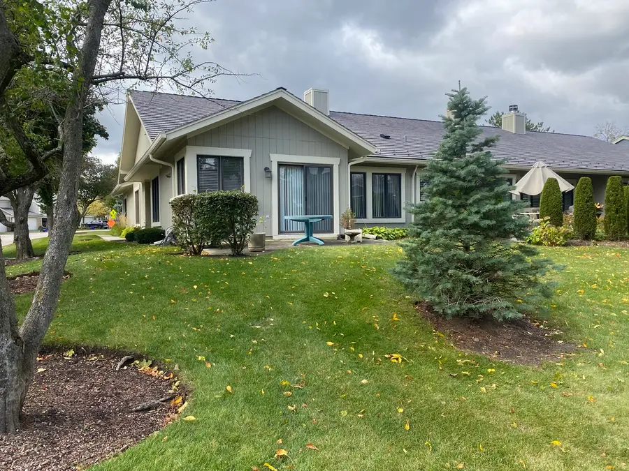 1427 James Court, Libertyville, IL 60048 - #3