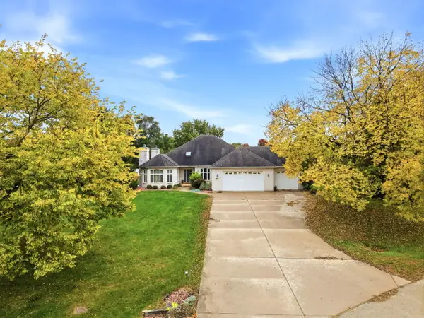 365 E Pine Meadow Court, Morris, IL 60450
