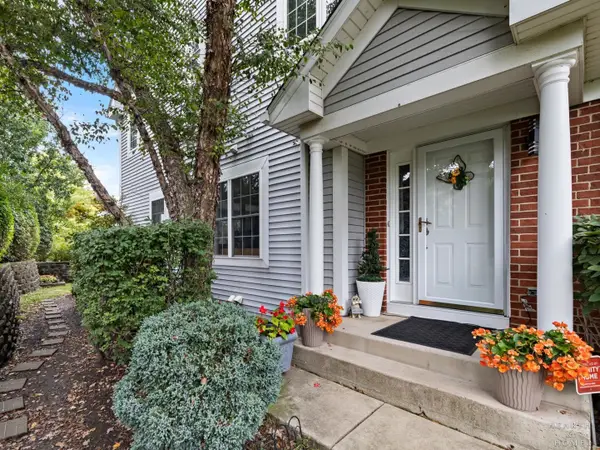 1024 N Earls Court, Palatine, IL 60067