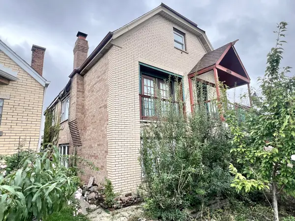 4256 N Meade Avenue, Chicago, IL 60634