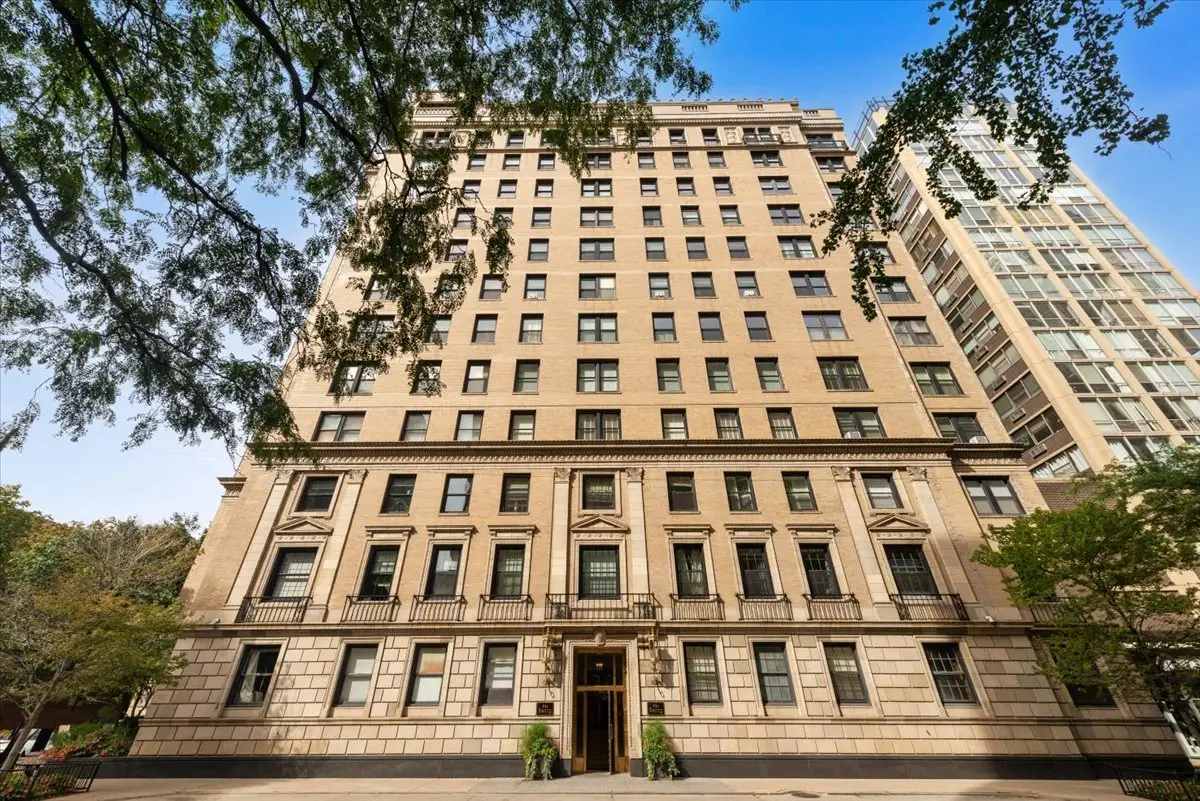 3100 N Sheridan Road #1B, Chicago, IL 60657 - #1