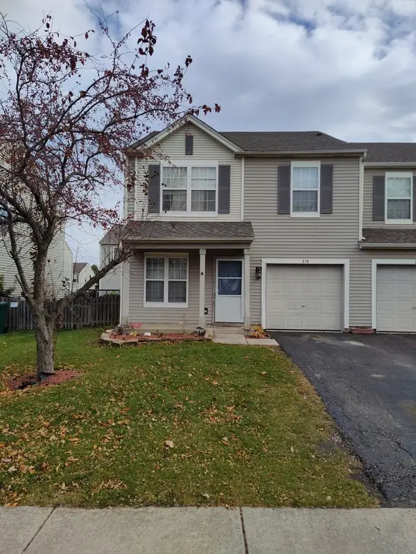 219 Charleston Avenue, Romeoville, IL 60446