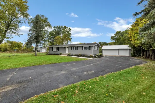 42340 N Addison Lane, Antioch, IL 60002