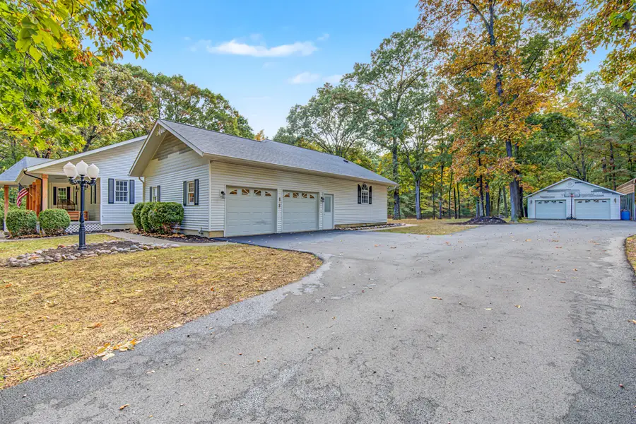 16555 N Mccauley Lane, Mount Vernon, IL 62864 - #3