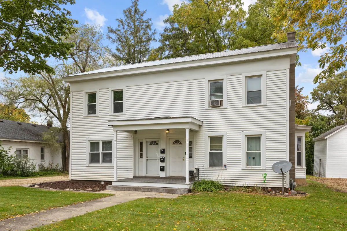 322/324 W. Washington Str W Washington Street, Marengo, IL 60152 - #1