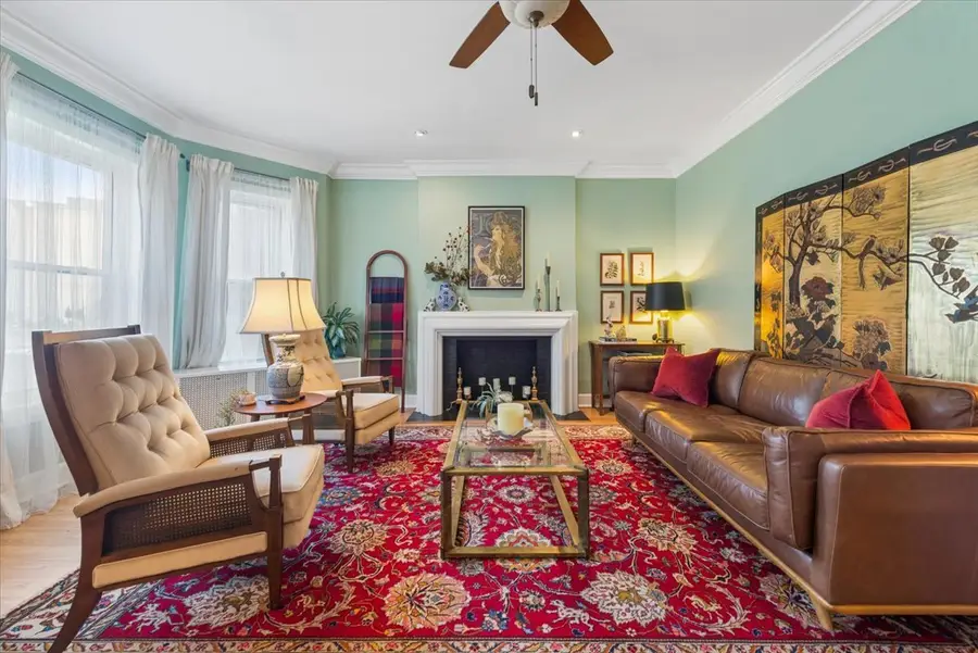 3808 N Pine Grove Avenue #1S, Chicago, IL 60613 - #3