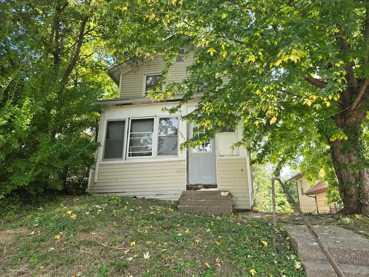 1307 Leclaire Street, Davenport, IA 52803 - #1