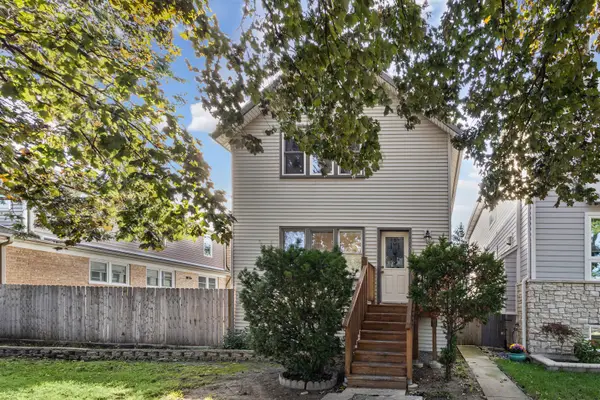 5122 N Lotus Avenue, Chicago, IL 60630