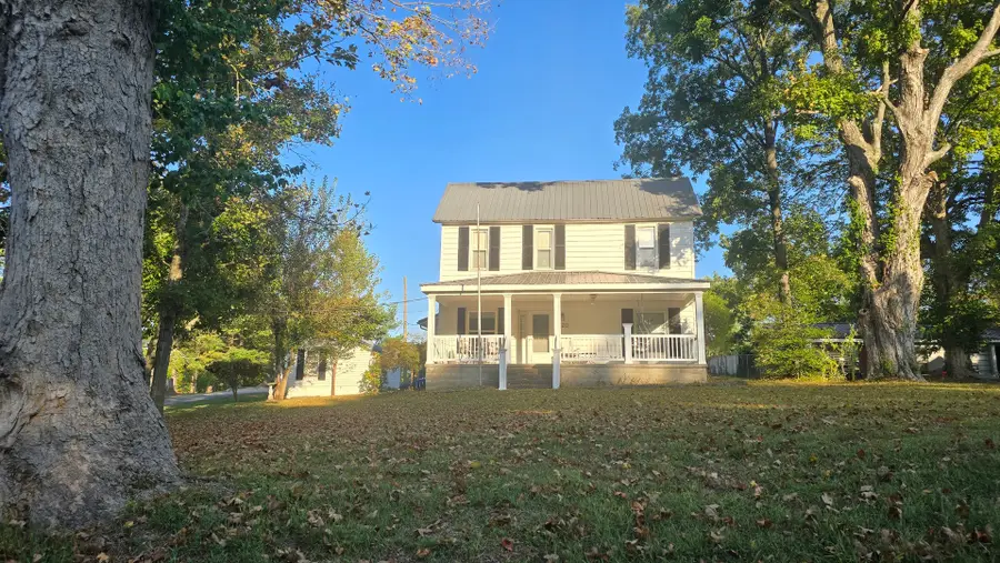 520 N Main Street, Jonesboro, IL 62952 - #3