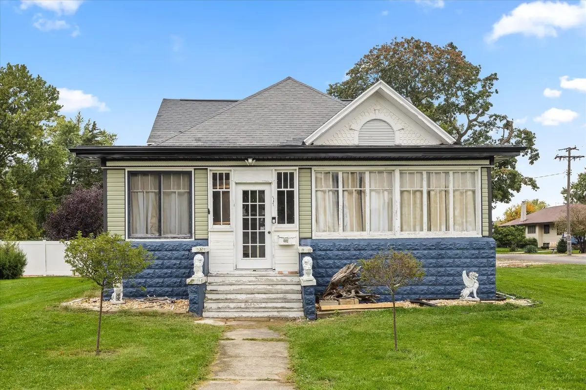 401 S Jackson Street, Flanagan, IL 61740 - #1