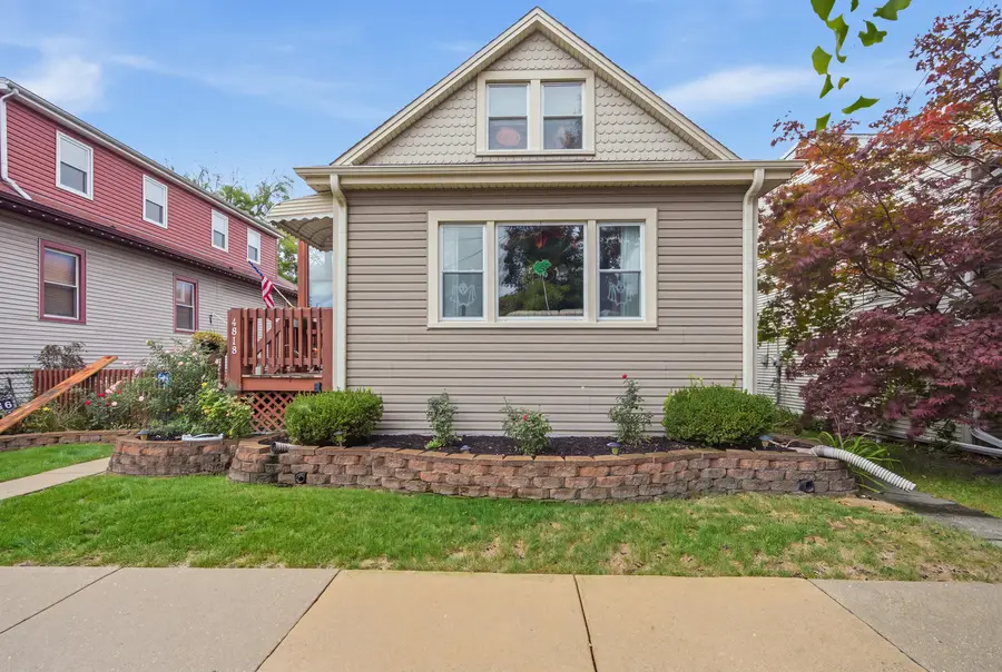 4818 N Menard Avenue, Chicago, IL 60630 - #3