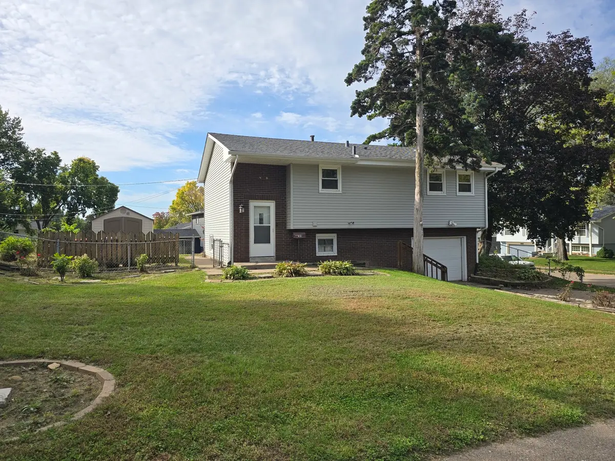 769 W 46th Street, Davenport, IA 52806 - #1