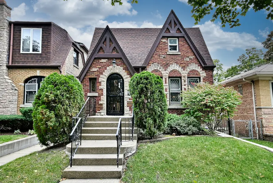 5856 N Mobile Avenue, Chicago, IL 60646 - #2