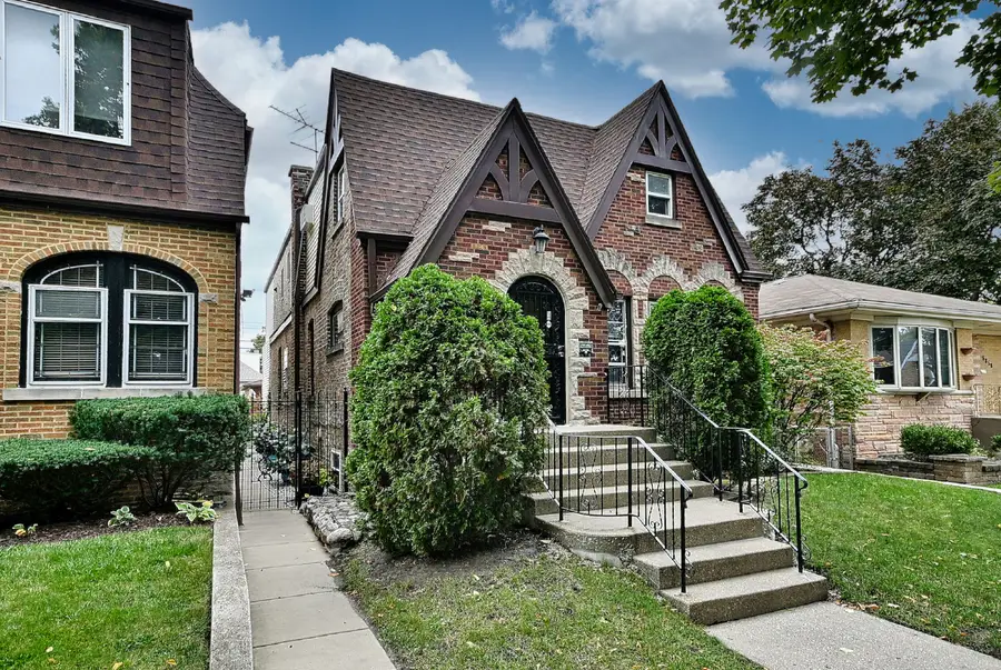 5856 N Mobile Avenue, Chicago, IL 60646 - #3