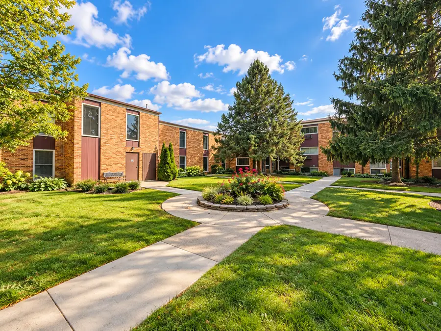 1313 Rebecca Road #104, Lombard, IL 60148 - #3