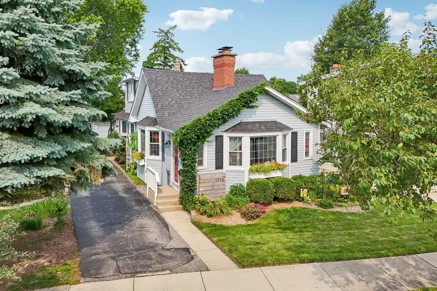 1216 Canfield Road, Park Ridge, IL 60068 - #2