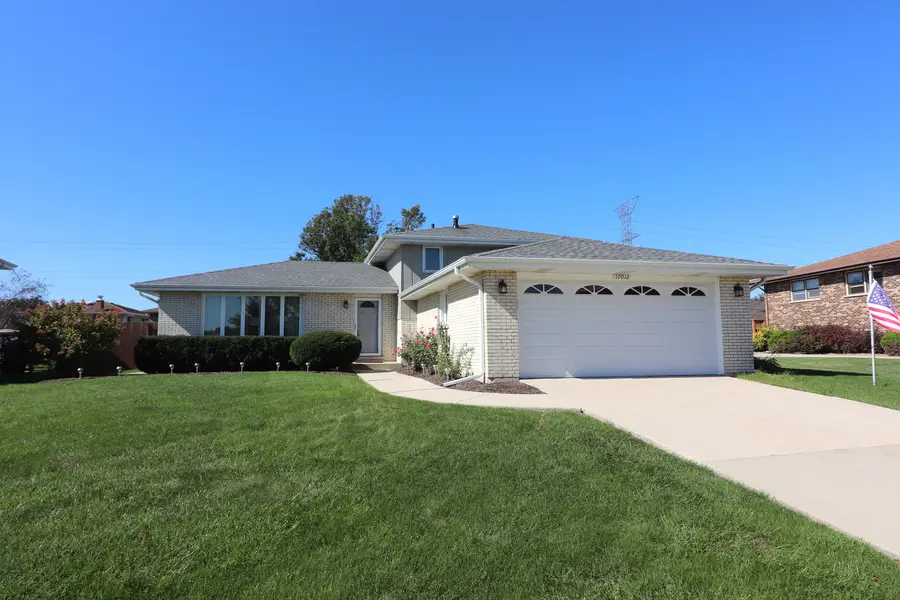 17012 Grissom Drive, Tinley Park, IL 60477 - #2
