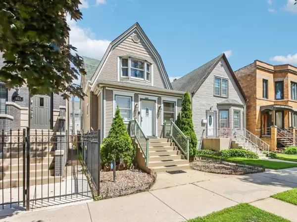 3819 N Kilpatrick Avenue, Chicago, IL 60641