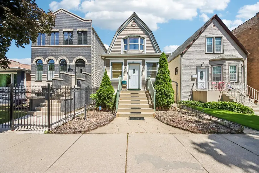 3819 N Kilpatrick Avenue, Chicago, IL 60641 - #2